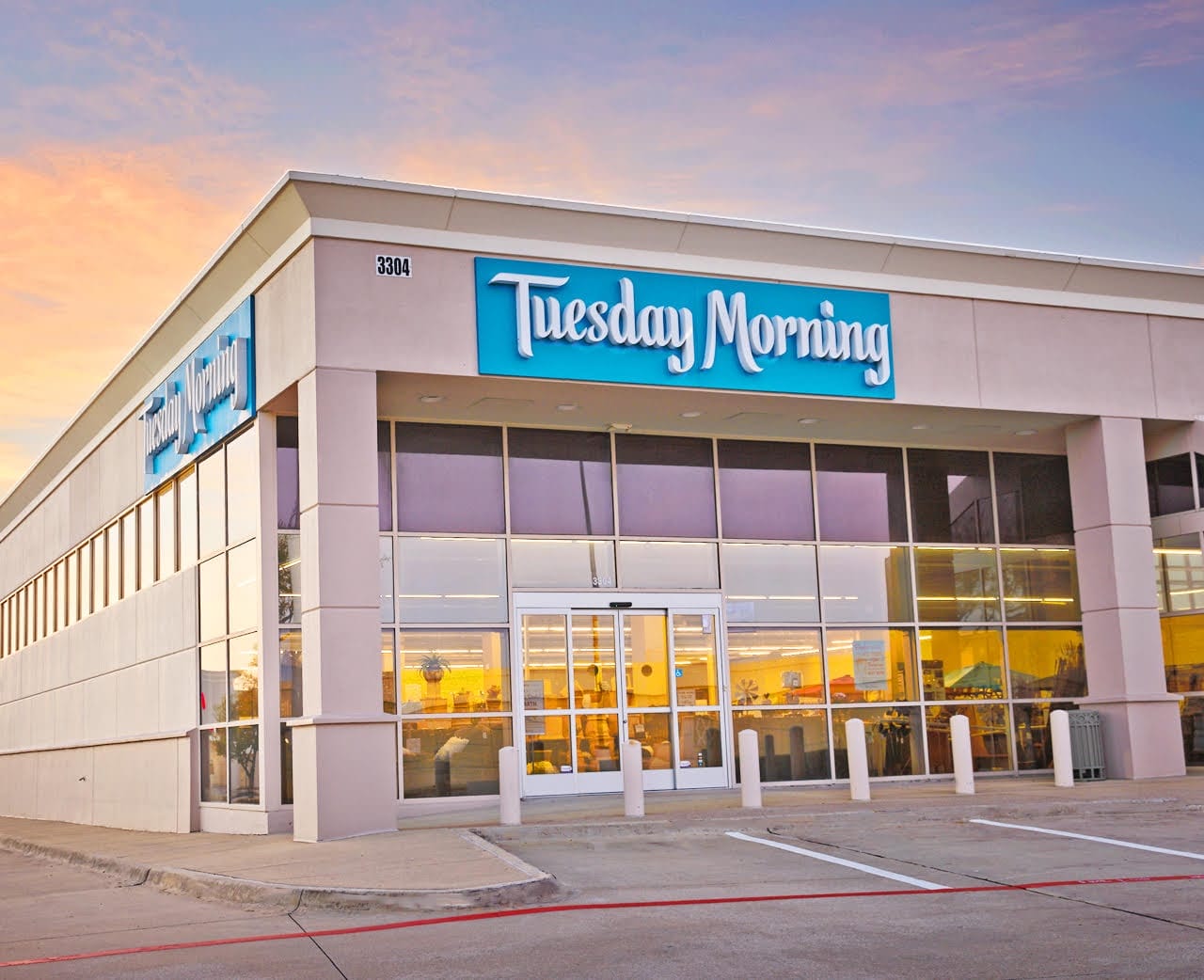 Tuesday Morning to close more than 250 stores after bankruptcy filing Tuesday Morning to close more than 250 stores after bankruptcy filing