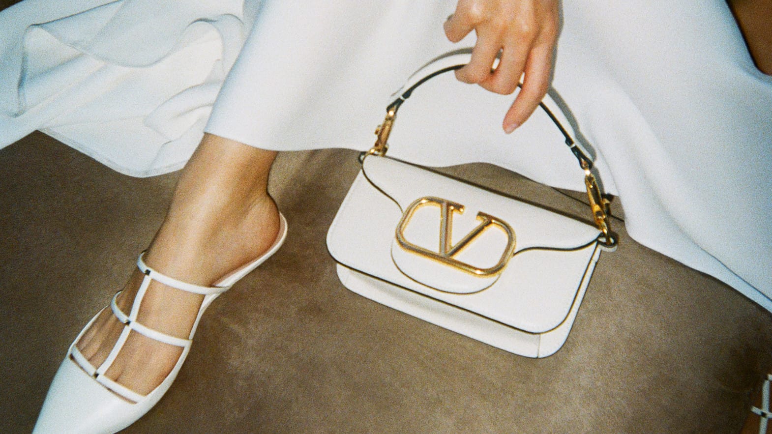 Mario Valentino Vs Valentino Garavani Mario Valentino Vs Valentino Garavani: What’s The Difference?