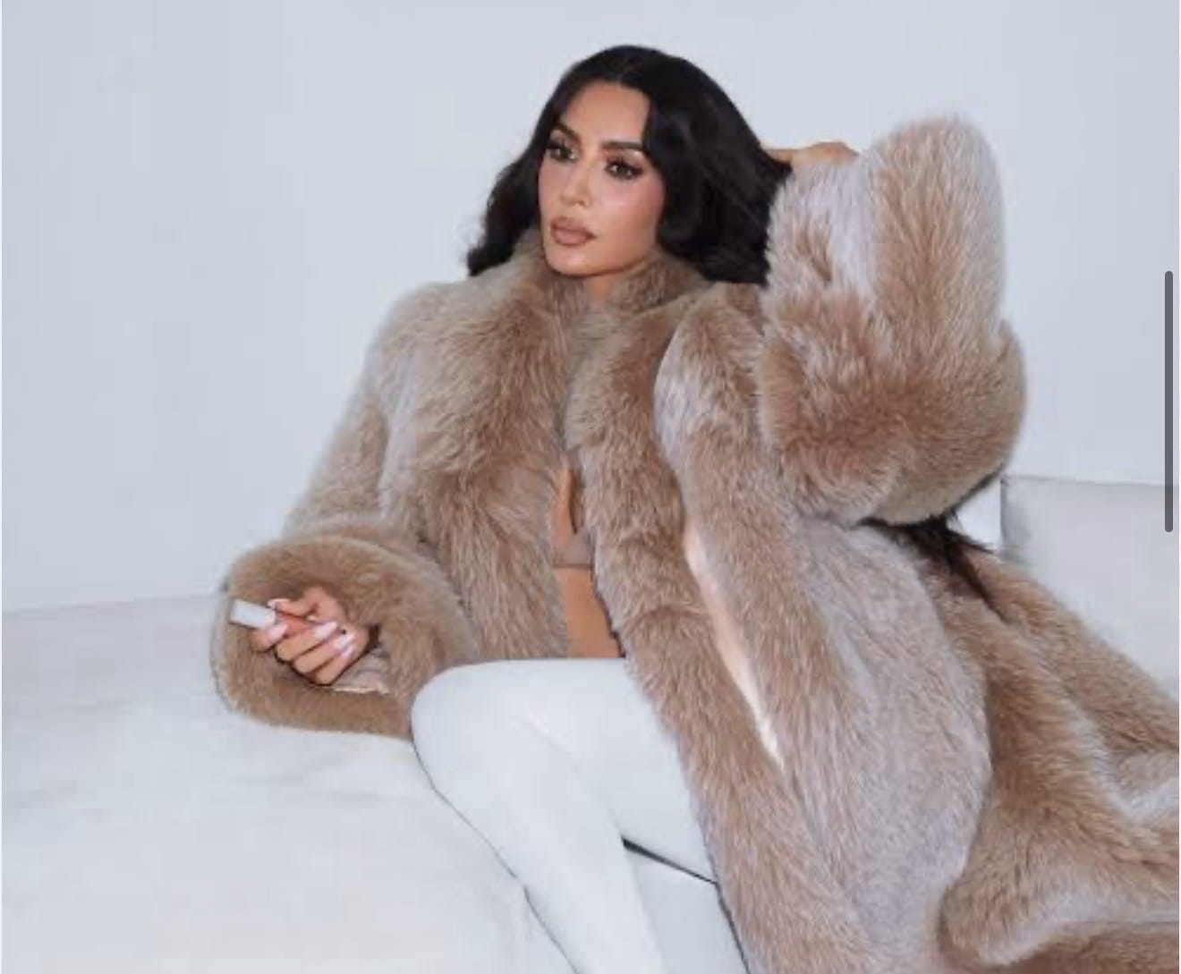 Kim Kardashian’s Skims Reaches $5 Billion Valuation Milestone Kim Kardashian’s Skims Reaches $5 Billion Valuation Milestone